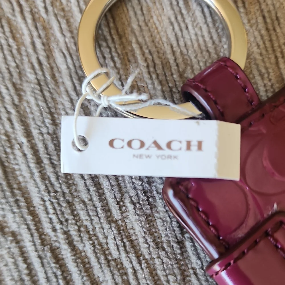 Coach Glossy Patent Cardholder Keyring - Raspberry Vintage 2000's New With Tag - Picture 3 of 8
